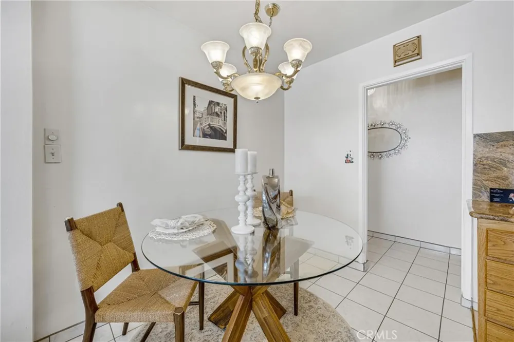 2640 David La Habra, CA 90631