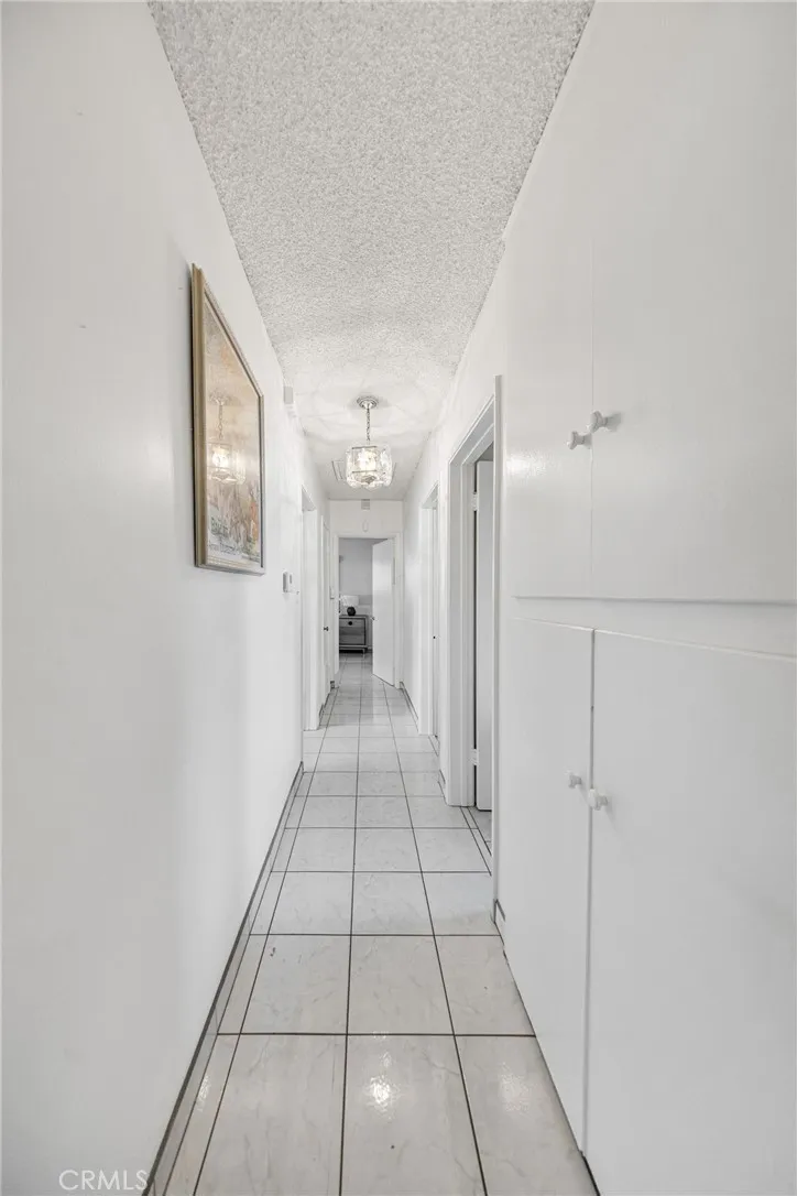 2640 David La Habra, CA 90631