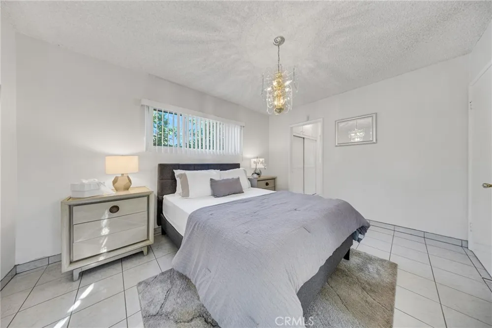 2640 David La Habra, CA 90631