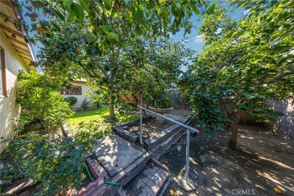 2640 David La Habra, CA 90631