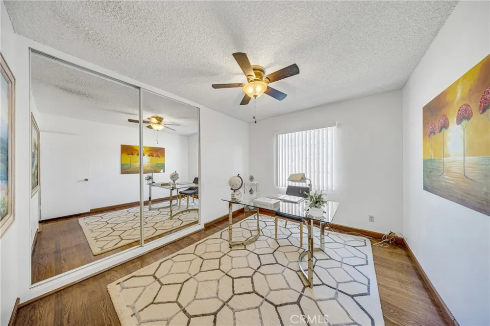 2640 David La Habra, CA 90631