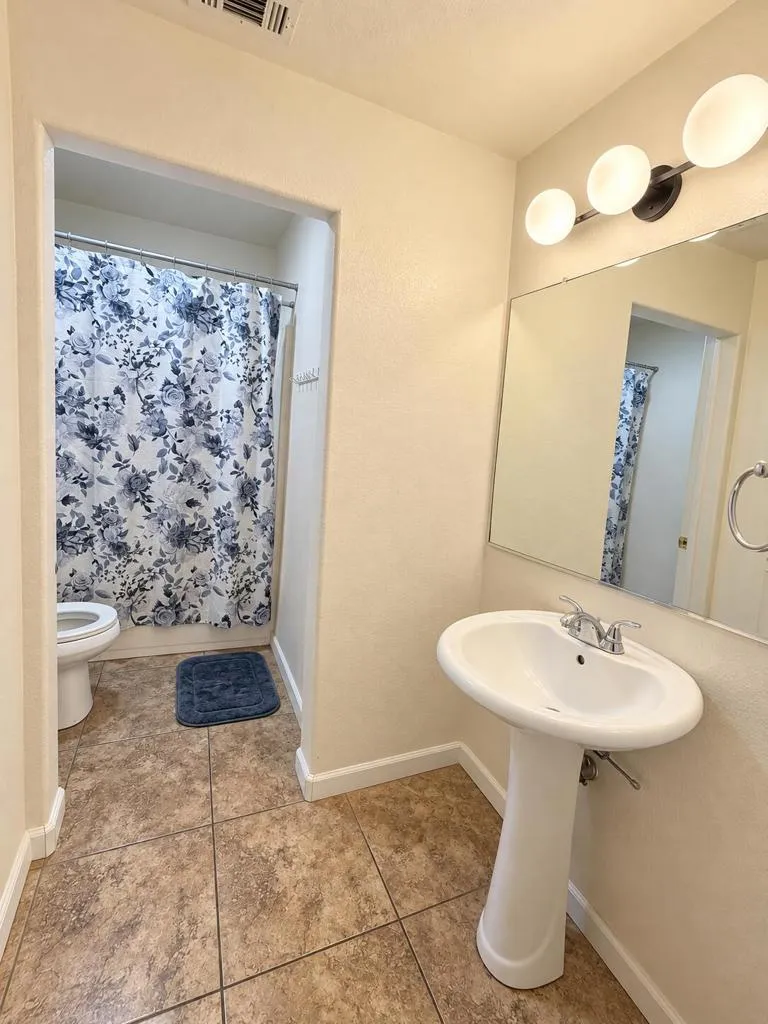 2215 Hidden Blythe, CA 92225
