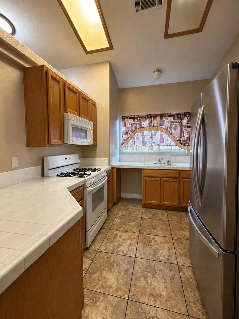 2215 Hidden Blythe, CA 92225