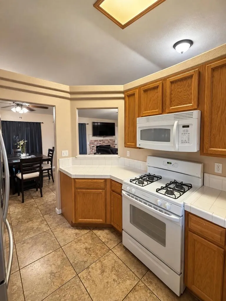2215 Hidden Blythe, CA 92225