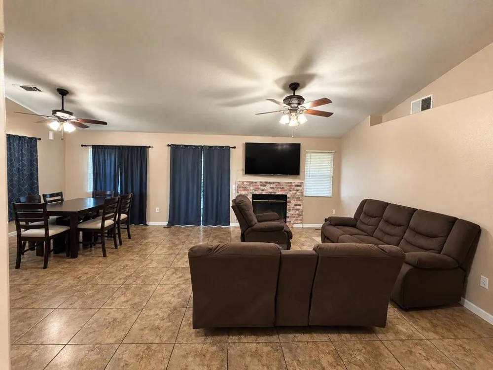 2215 Hidden Blythe, CA 92225