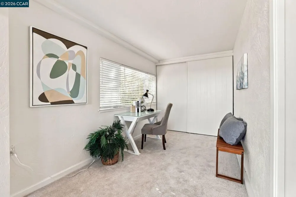 1138 Skycrest Dr #8 Walnut Creek, CA 94595