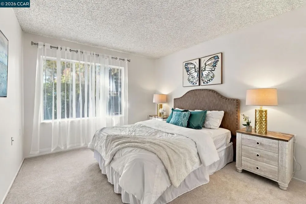 1138 Skycrest Dr #8 Walnut Creek, CA 94595