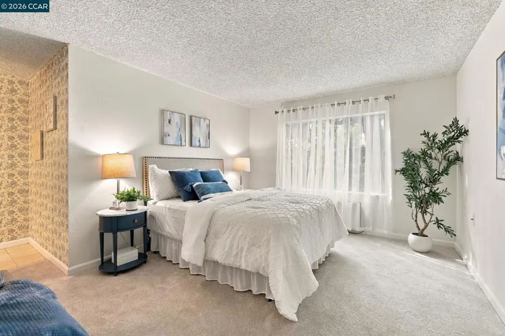 1138 Skycrest Dr #8 Walnut Creek, CA 94595
