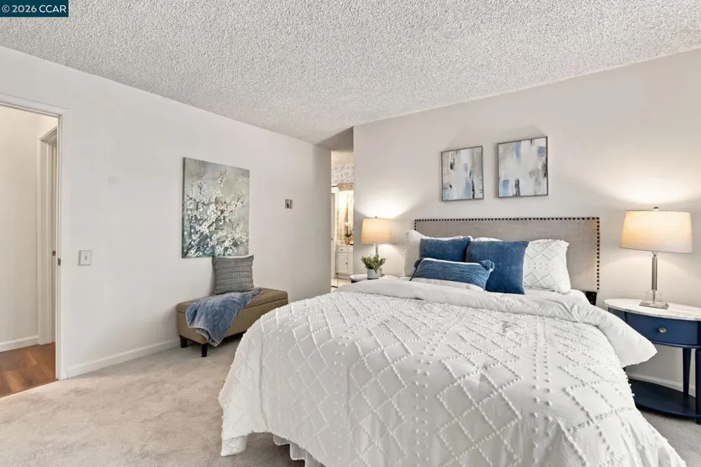 1138 Skycrest Dr #8 Walnut Creek, CA 94595