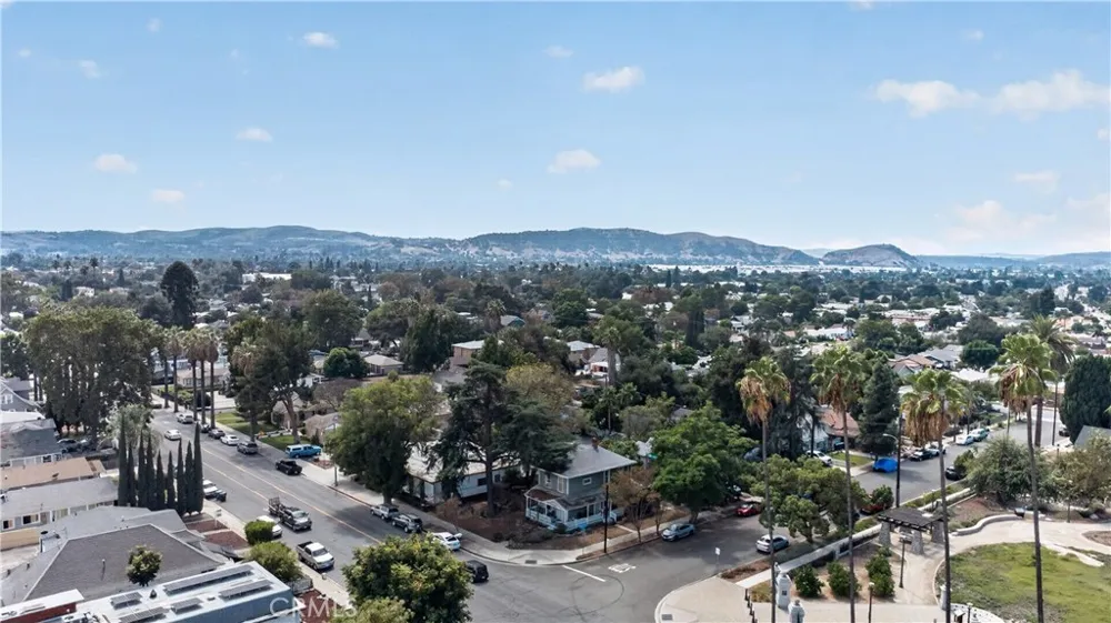 1195 Park Pomona, CA 91768