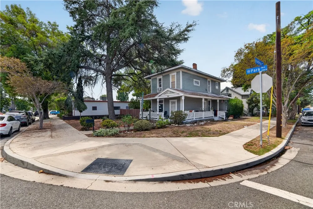 1195 Park Pomona, CA 91768