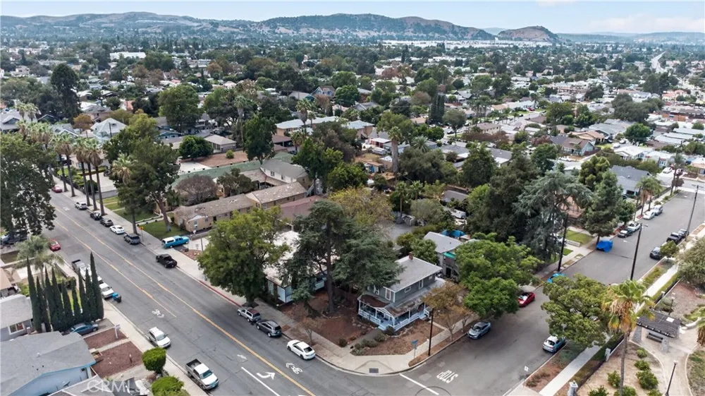 1195 Park Pomona, CA 91768