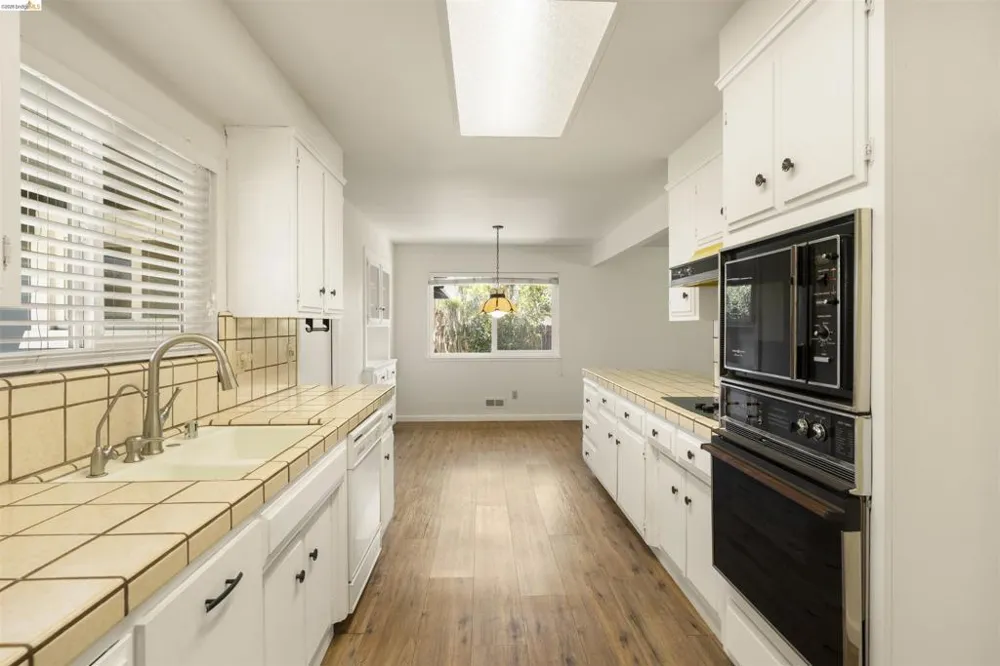 9107 Yount Court Elk Grove, CA 95624