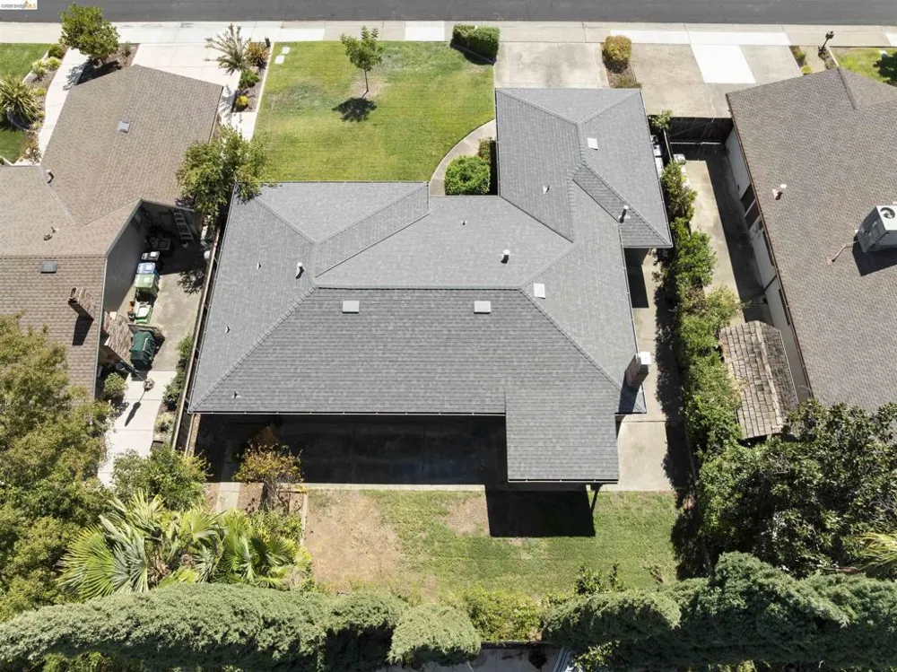 9107 Yount Court Elk Grove, CA 95624