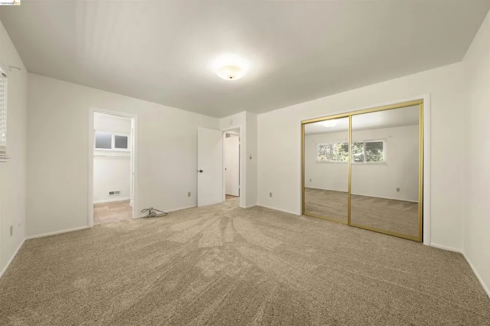 9107 Yount Court Elk Grove, CA 95624