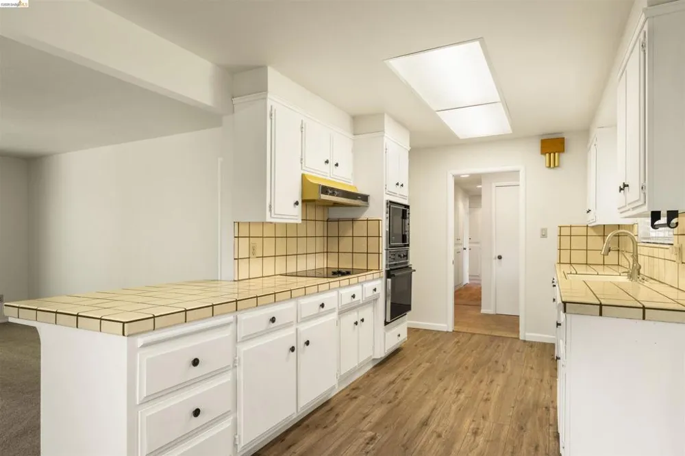 9107 Yount Court Elk Grove, CA 95624