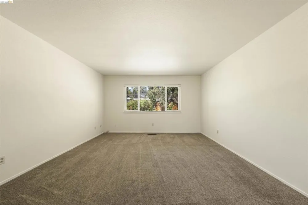 9107 Yount Court Elk Grove, CA 95624