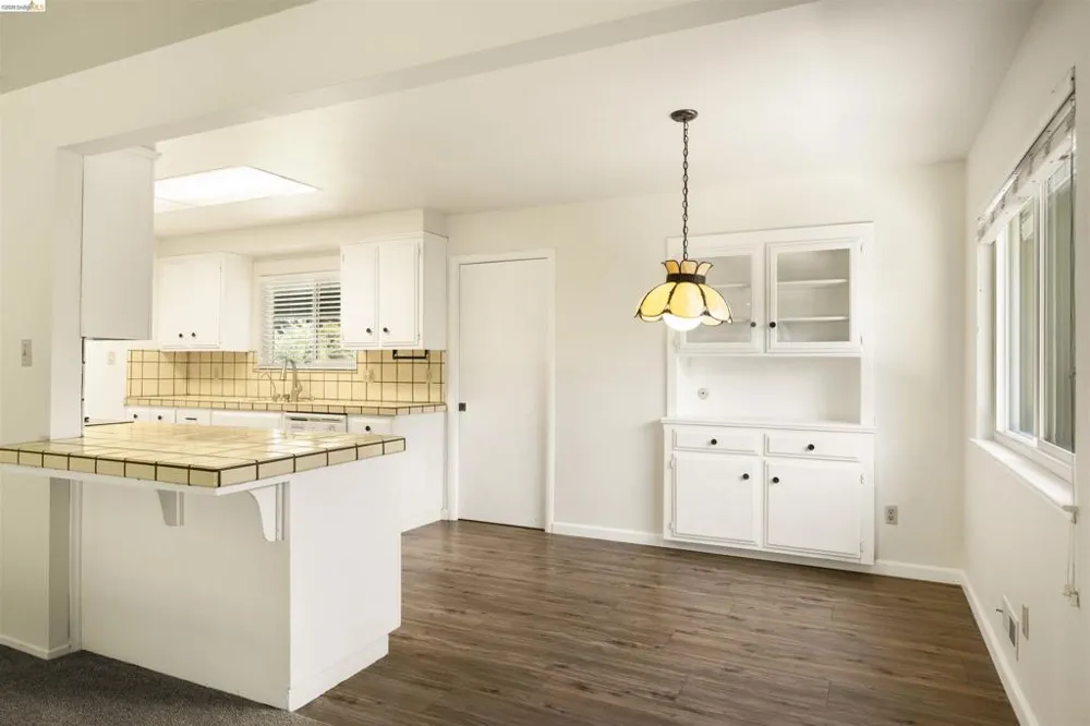 9107 Yount Court Elk Grove, CA 95624