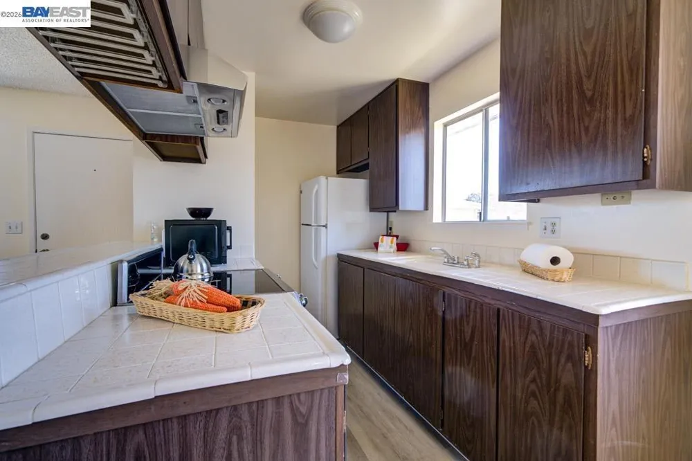 34848 Starling  Drive #4 Union City, CA 94587