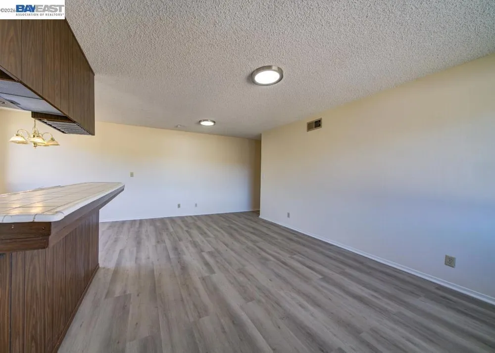 34848 Starling  Drive #4 Union City, CA 94587
