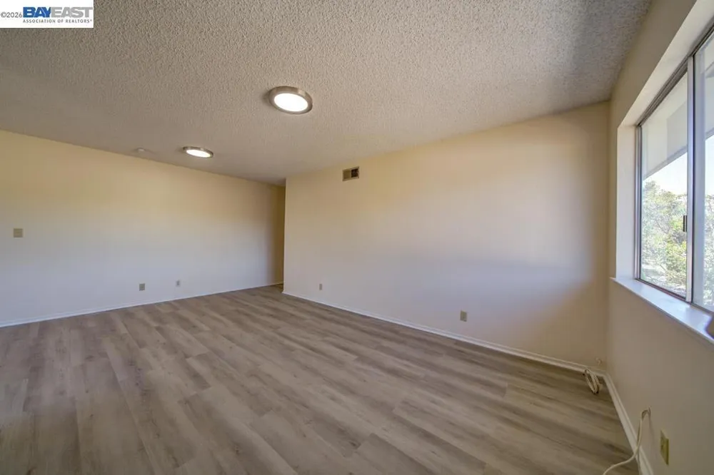 34848 Starling  Drive #4 Union City, CA 94587