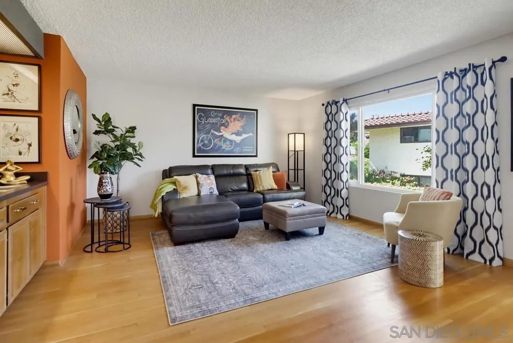 4275 ASHER ST #24 San Diego, CA 92110