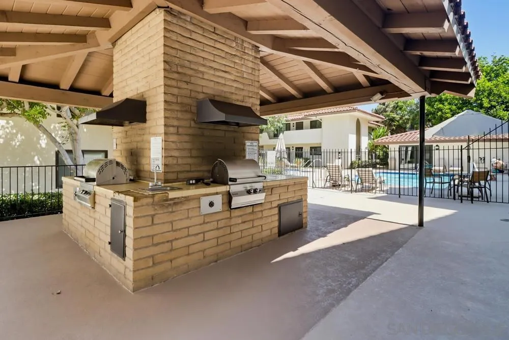 4275 ASHER ST #24 San Diego, CA 92110