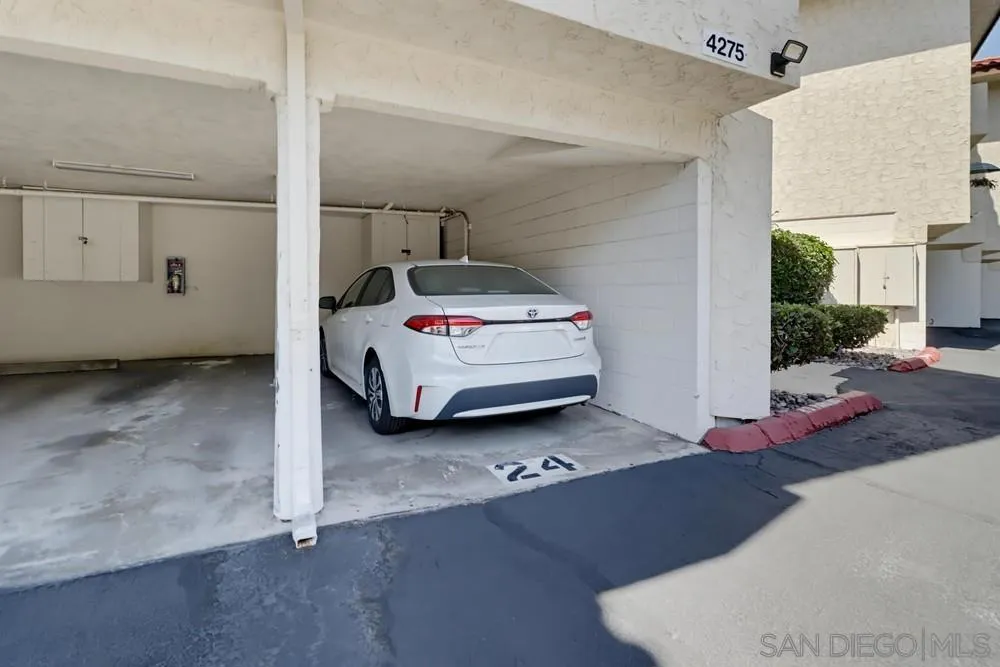 4275 ASHER ST #24 San Diego, CA 92110