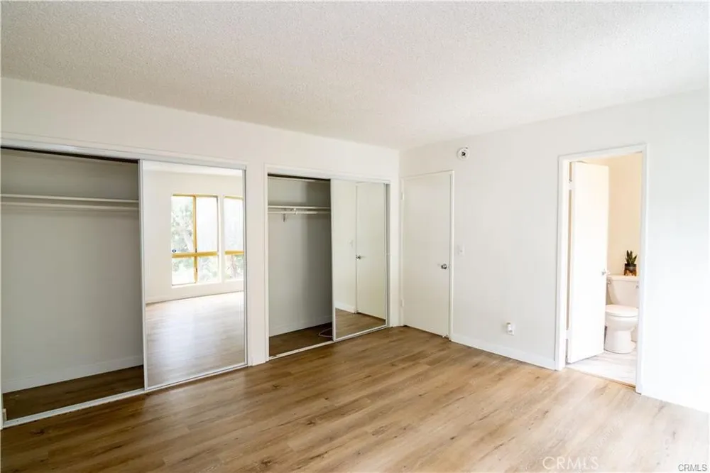 1122 9th #1 Santa Monica, CA 90403