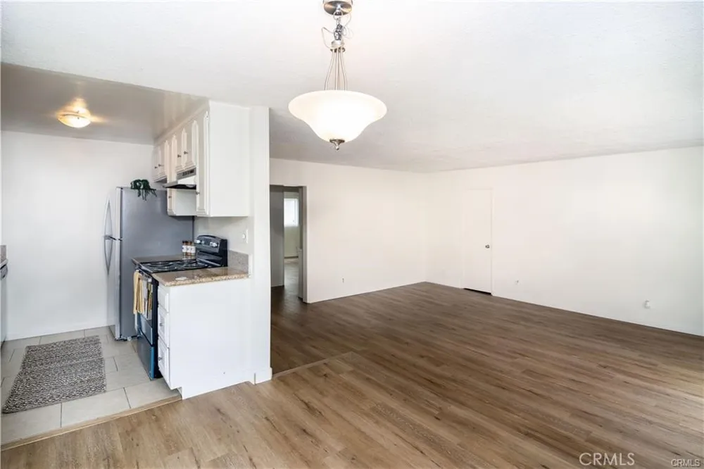 1122 9th #1 Santa Monica, CA 90403