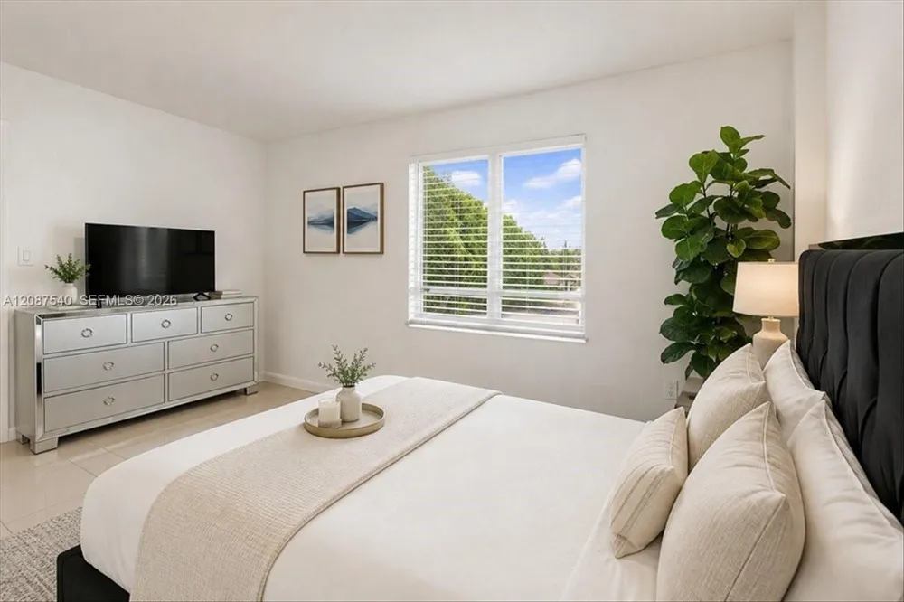 268 NW 34th St Miami, FL 33127