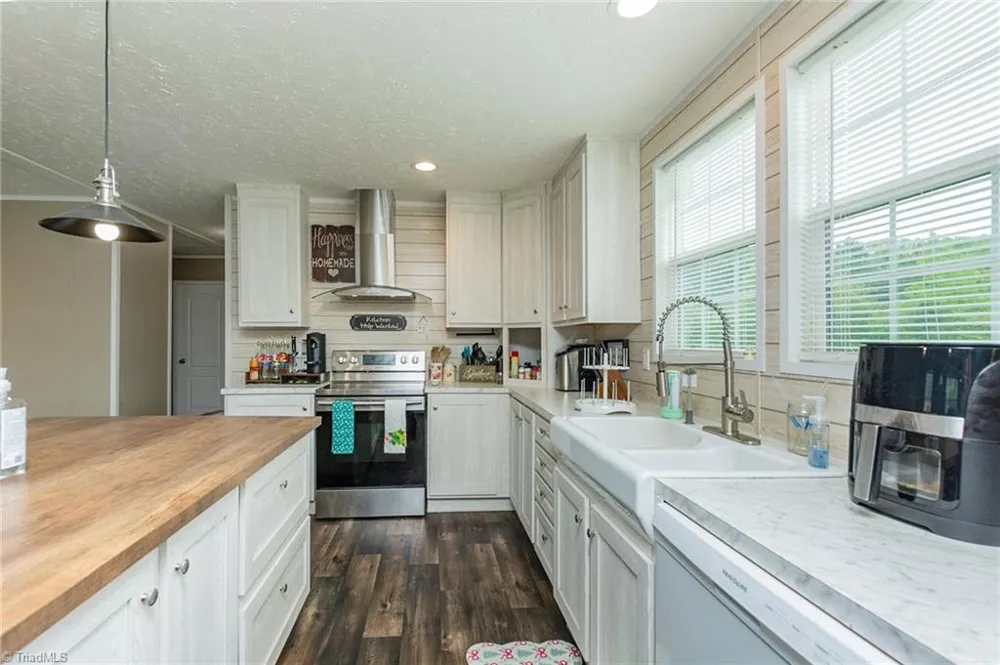 220 Bluejay Road Reidsville, NC 27320