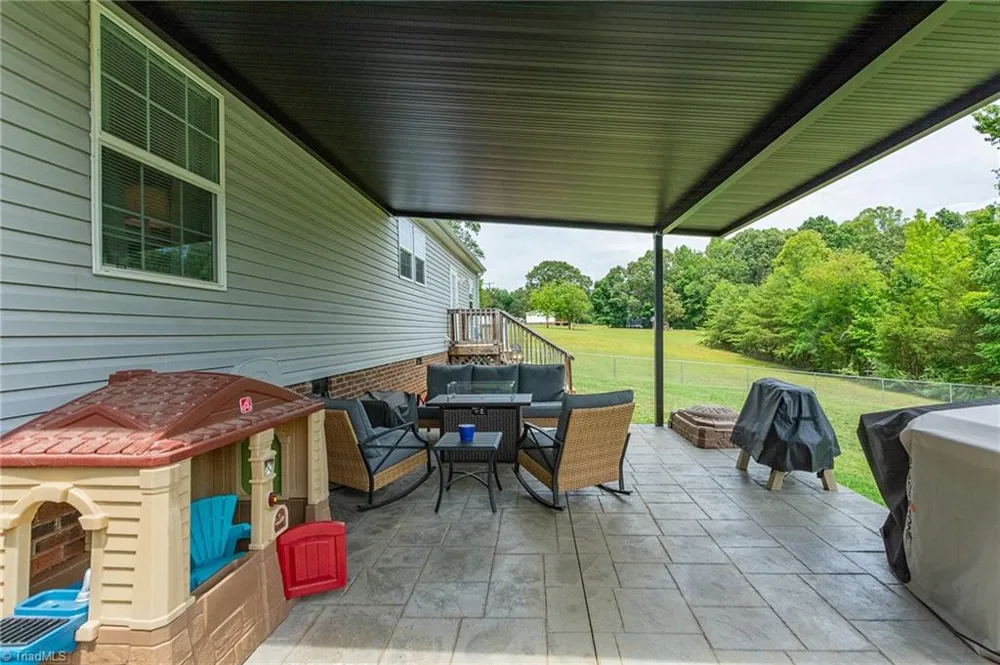 220 Bluejay Road Reidsville, NC 27320