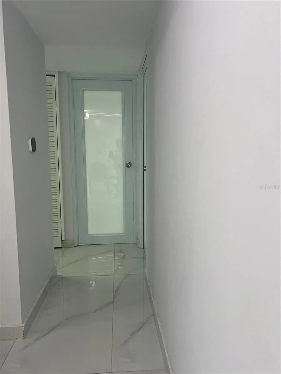 5249 ISLA VERDE AVENUE AVENUE #614 Carolina, PR 00979