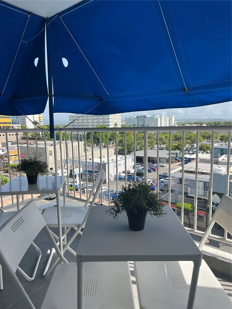 5249 ISLA VERDE AVENUE AVENUE #614 Carolina, PR 00979