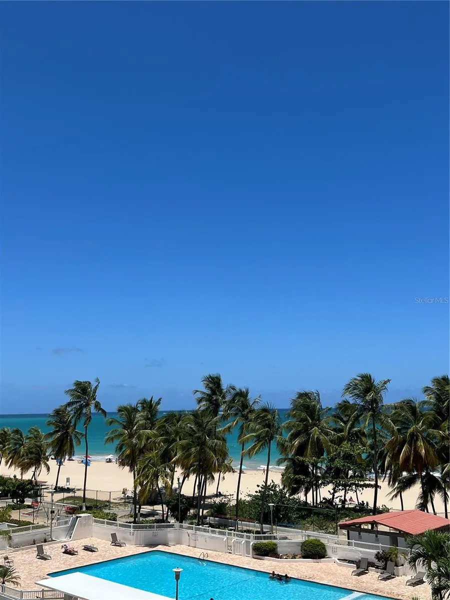 5249 ISLA VERDE AVENUE AVENUE #614 Carolina, PR 00979