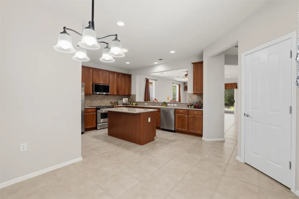 408 Fort Griffin Trail Georgetown, TX 78633