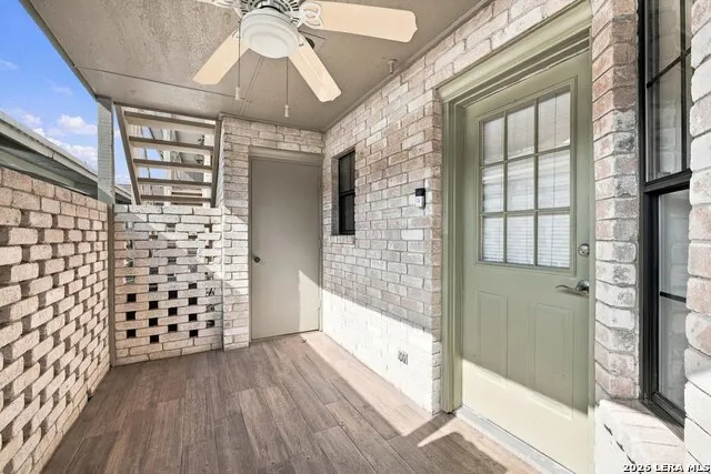 8415 Fredericksburg #902 San Antonio, TX 78229
