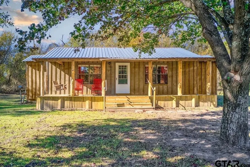 4588 SH 110 Grand Saline, TX 75140