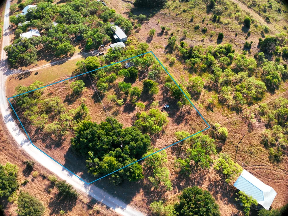 471 Paisano Road Coleman, TX 79510