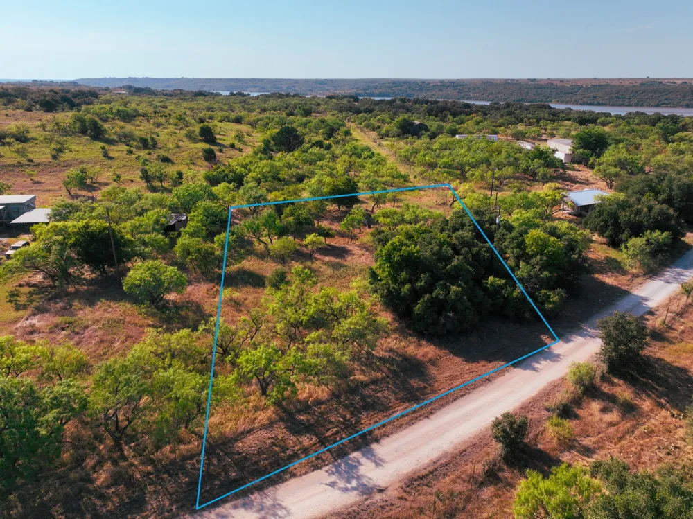 471 Paisano Road Coleman, TX 79510