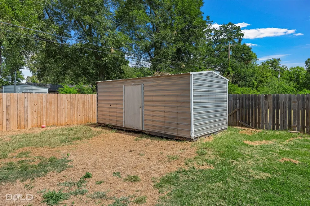 822 E River Road Shreveport, LA 71105