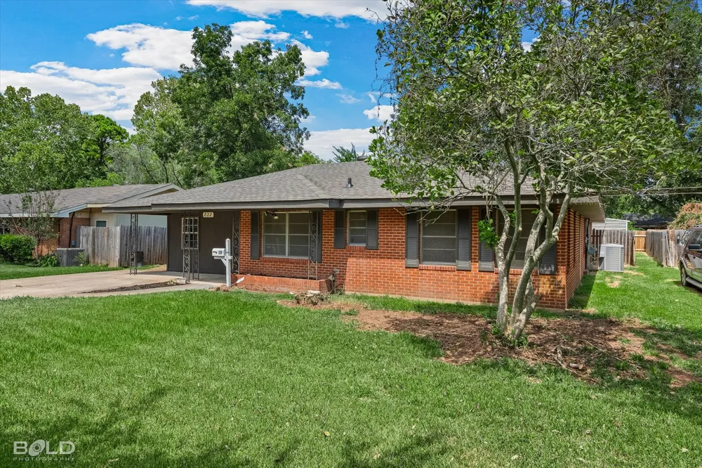 822 E River Road Shreveport, LA 71105