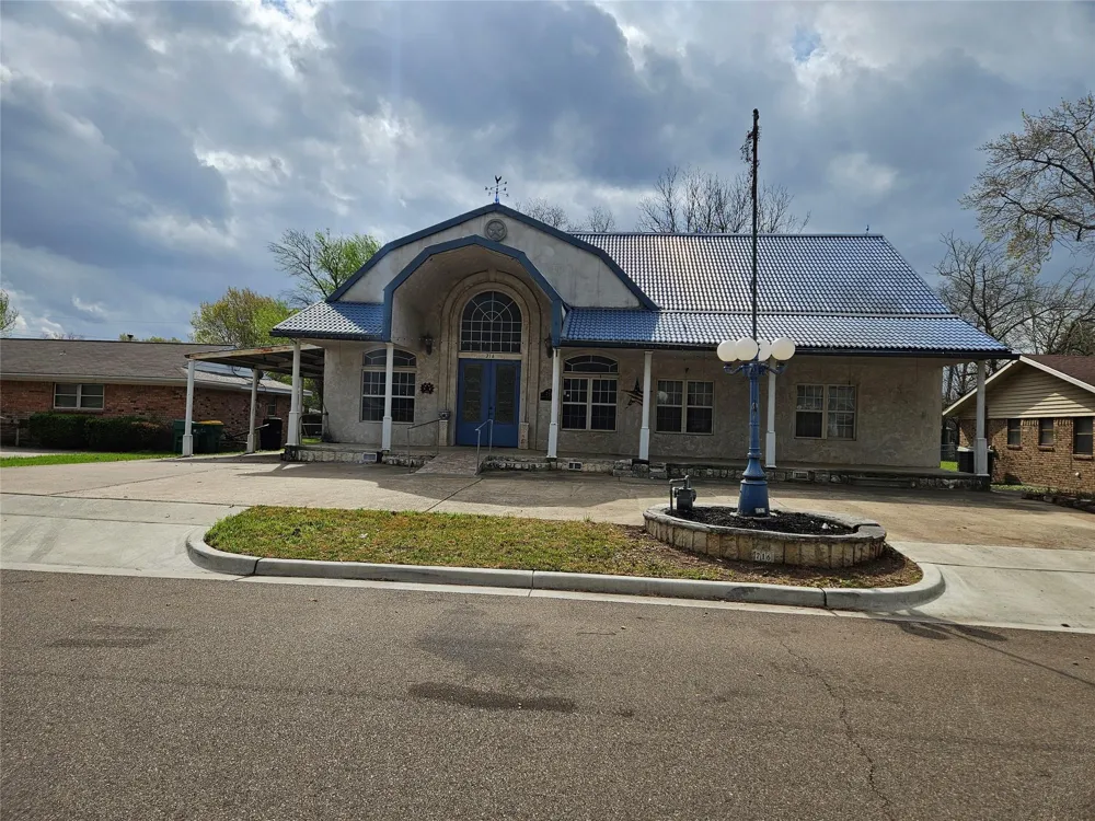 716 Dogwood Street Robinson, TX 76706