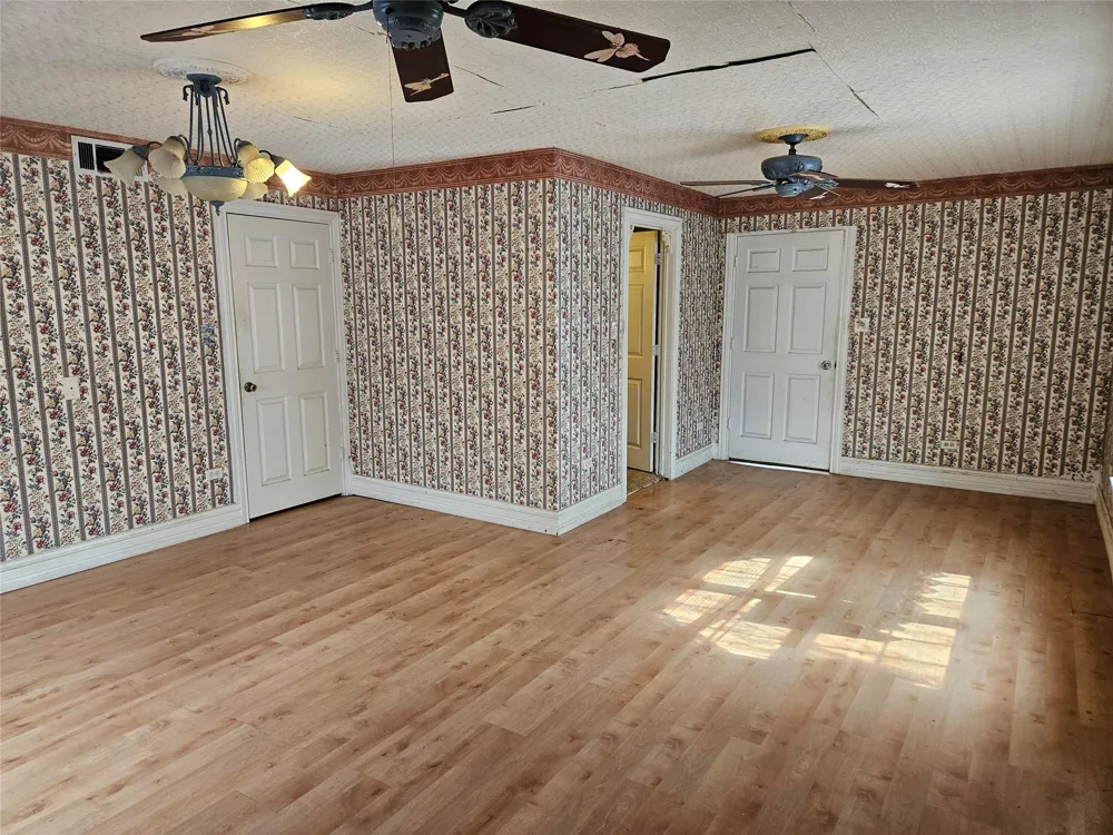 716 Dogwood Street Robinson, TX 76706