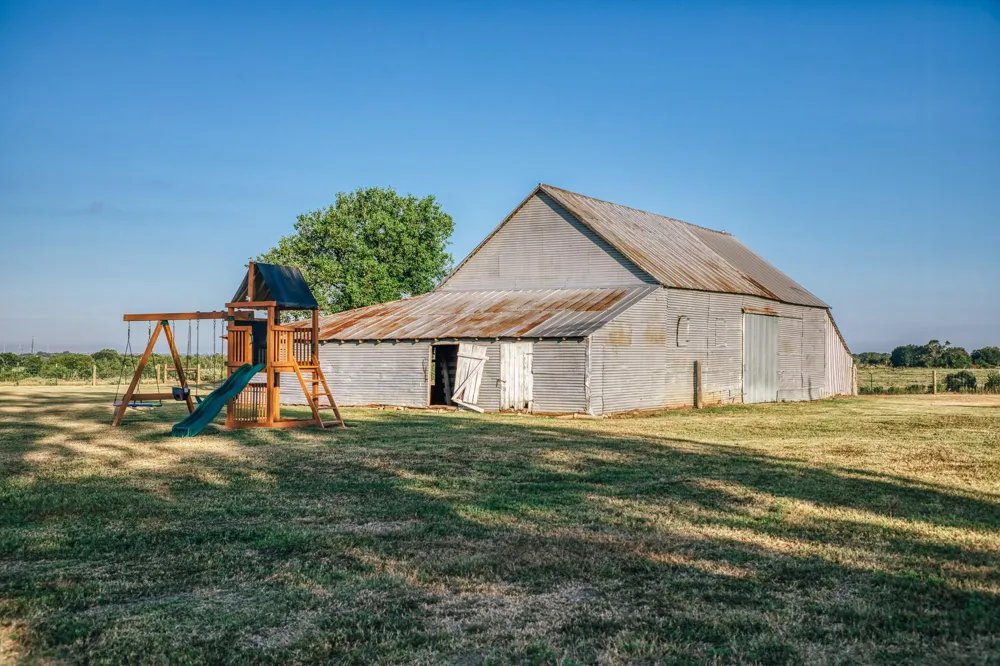 500 Pleasant Hill School Road Brenham, TX 77833