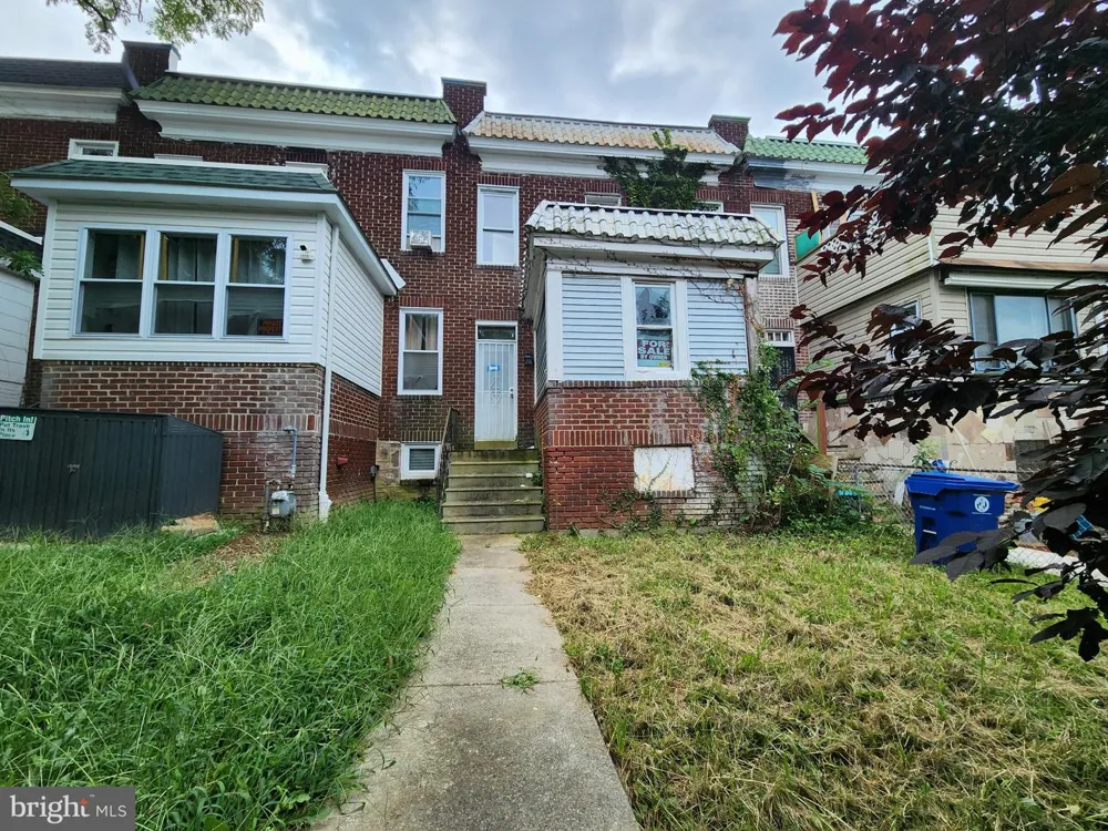 2917 OAKLEY AVENUE Baltimore, MD 21215