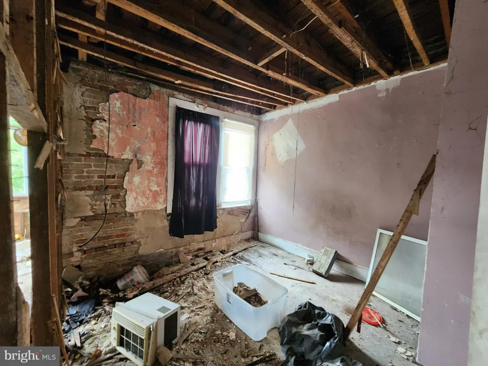 2917 OAKLEY AVENUE Baltimore, MD 21215