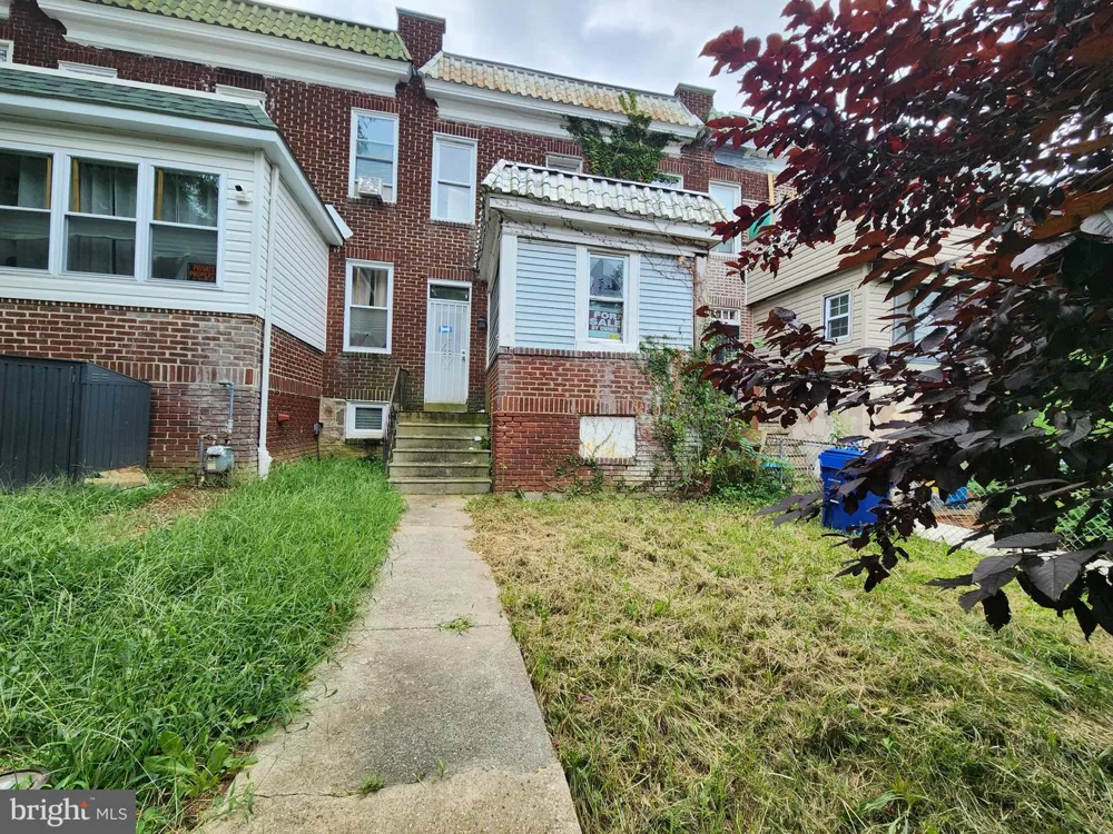 2917 OAKLEY AVENUE Baltimore, MD 21215