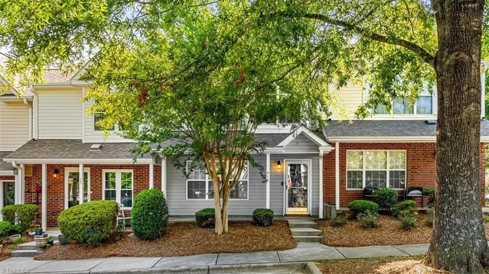 41 Tannenbaum Circle Greensboro, NC 27410